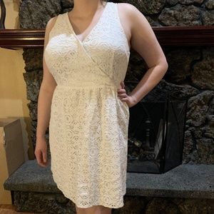 Nicole Dresses - Lovely White Lace V Neck Summer Dress Sz 12/14 Nicole Dresses - Lovely White Lace V Neck Summer Dress Sz 12/14